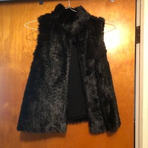 Fur vest